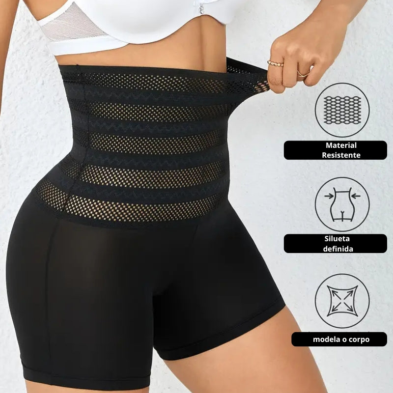 Aproximação da barra da coxa com acabamento sem costura invisível que não marca sob a roupa