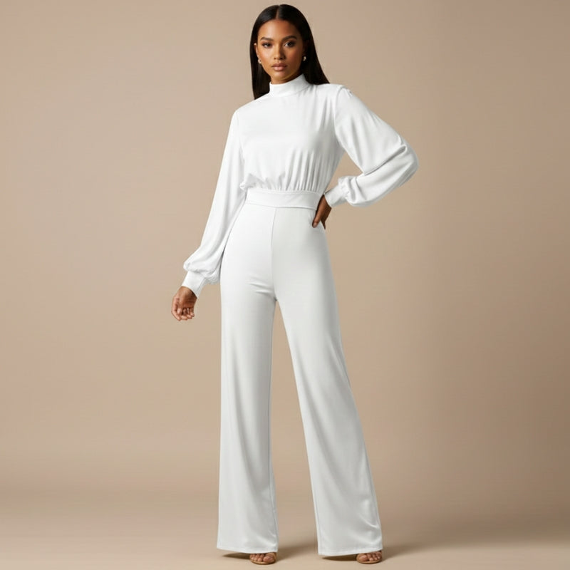 macacão feminino branco gola alta com caimento moderno e elegante