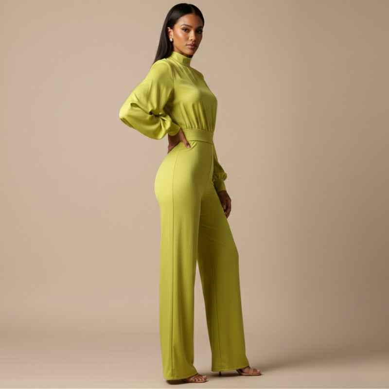 macacão feminino longo gola alta amarela com mangas longas e caimento elegante urbano lado