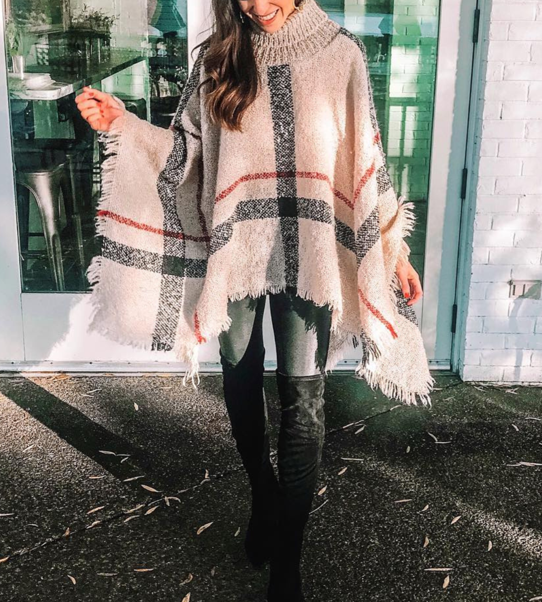 poncho feminino bege combinando conforto e estilo em look casual sofisticado para outono inverno