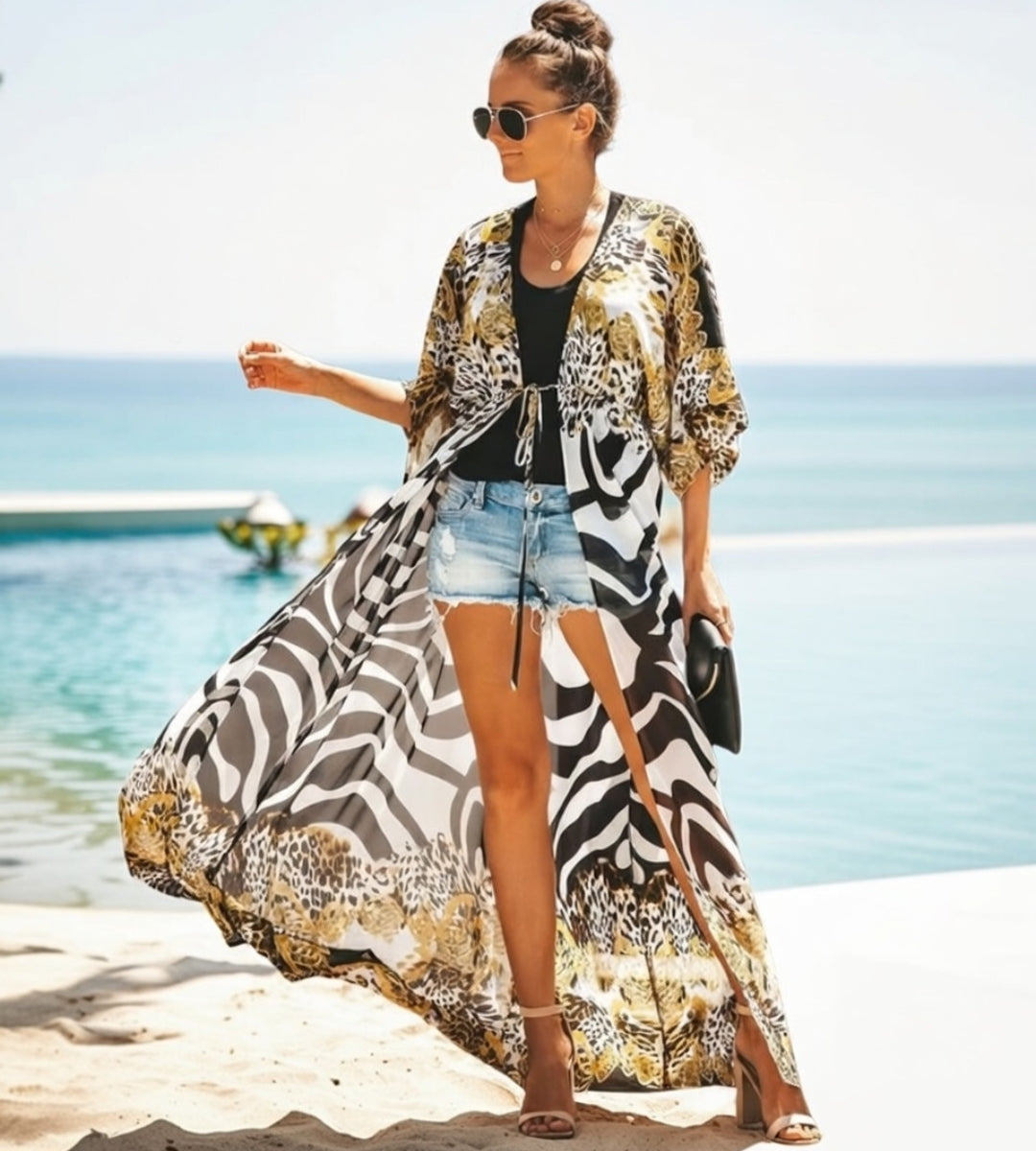 Saída de praia longa boho chic com estampa animal print