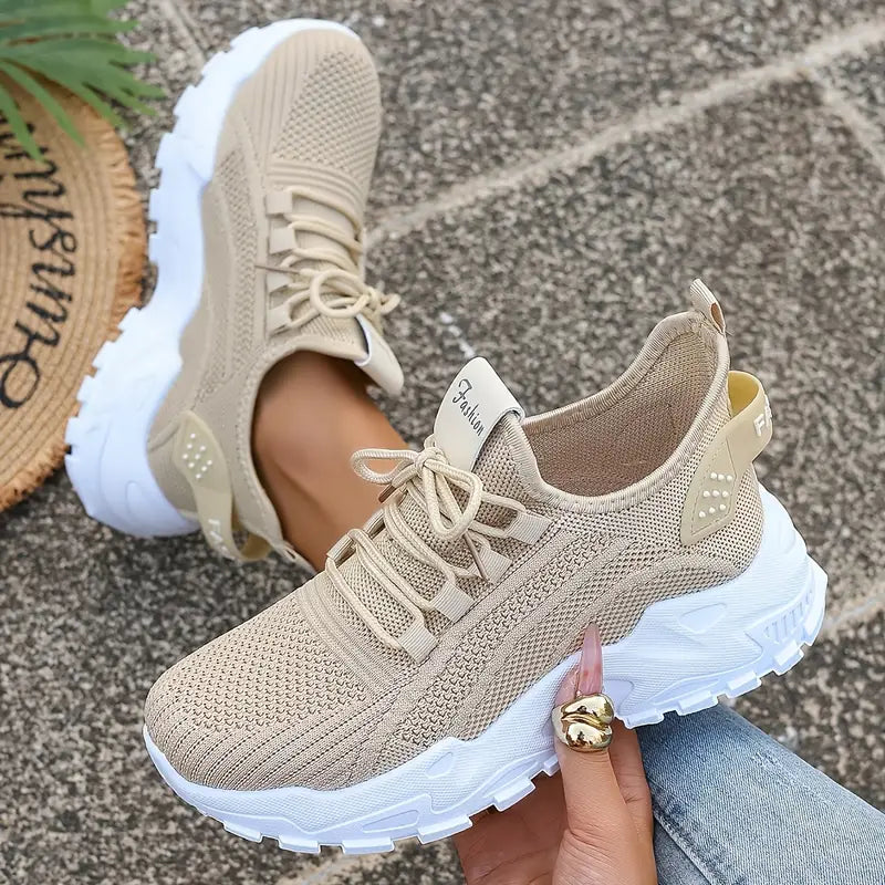 tenis-urban-comfort-bege-calcanhar-fashion.jpg