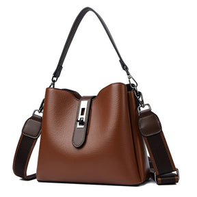 Modelo de bolsa saco bucket bag elegante
