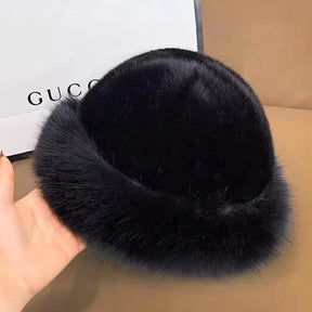 Chapéu feminino peluciado preto estilo bucket hat para inverno