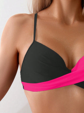 biquíni preto e rosa pink com top  