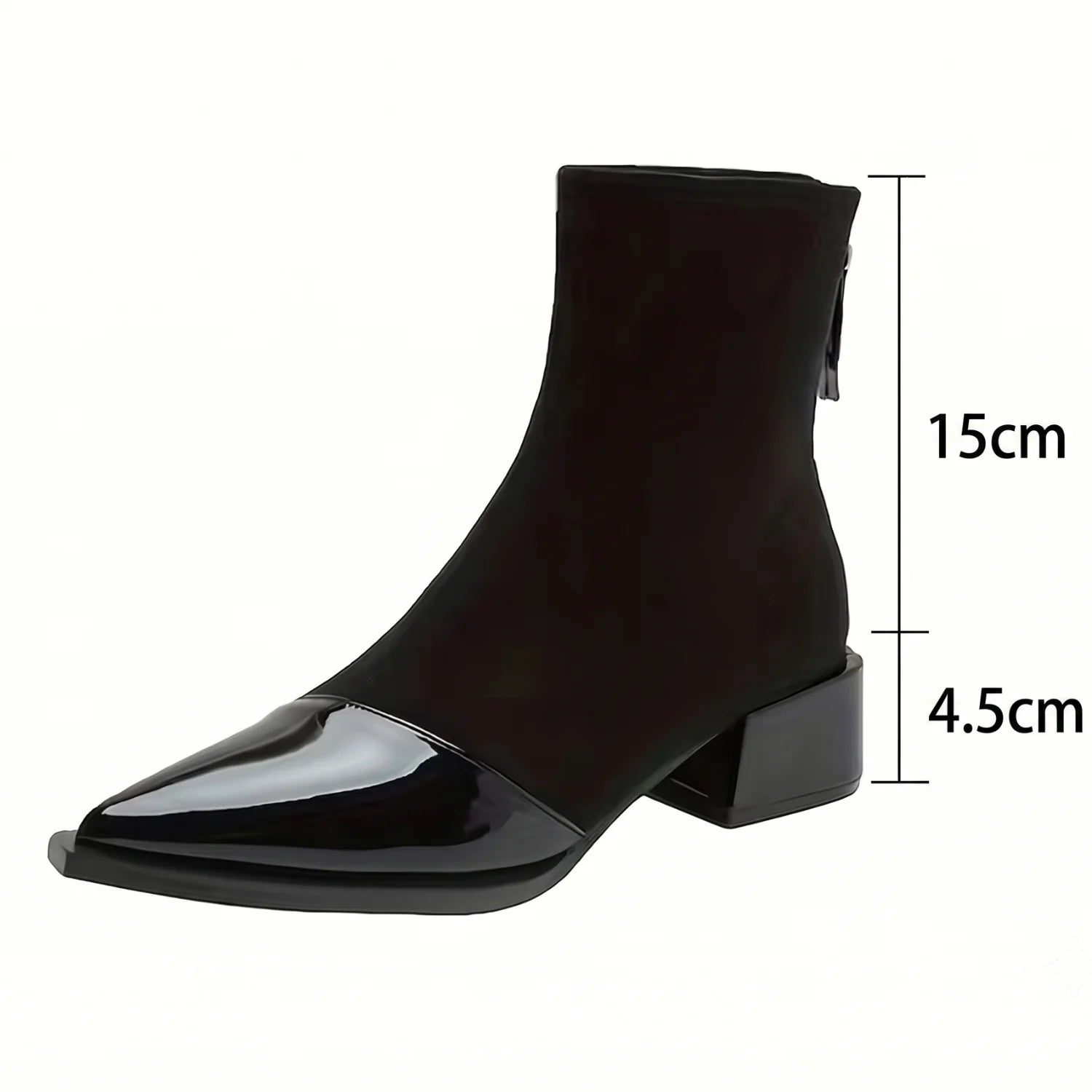 Bota feminina cano curto com altura de 15 cm e salto bloco de 4,5 cm para máximo conforto.