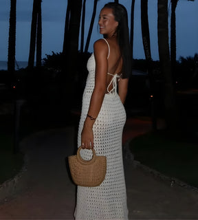Look completo de verão com o vestido exclusivo Saybeleze e acessórios sofisticados.