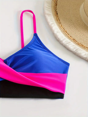 detalhes  colorido azul, rosa e preto Conjunto feminino de praia