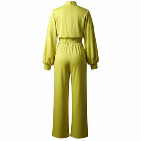macacao feminino longo gola alta amarelo detalhes da manga de costas
