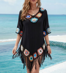 Saída de praia feminina crochê floral elegante modelo na cor preto