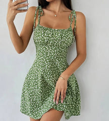 Vestido Feminino Curto Floral Lumi com Alças Ajustáveis