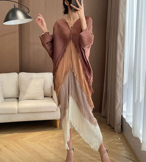   Mulher usando o vestido midi cor coffee vestido longo irregular em  manga tres quartos