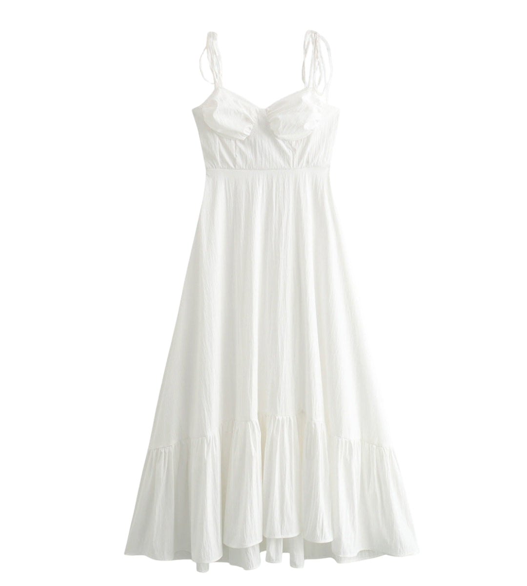 vestido feminino branco com silhueta plissada
